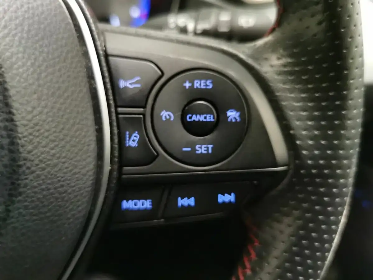 2022-toyota-corolla-18-vvt-i-gr-sport-120bhp-trk-hatchback-big-18