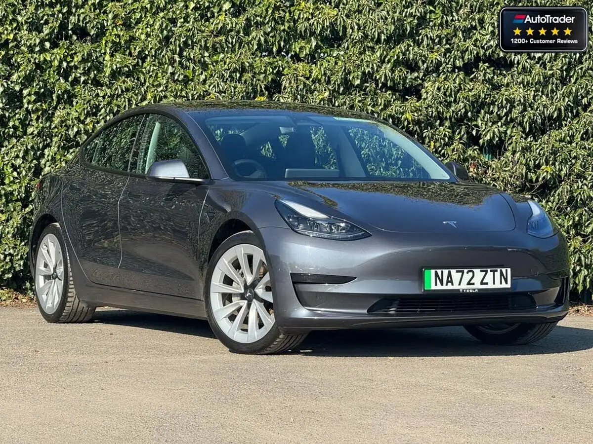 2022-tesla-model-3-e-rwd-big-2