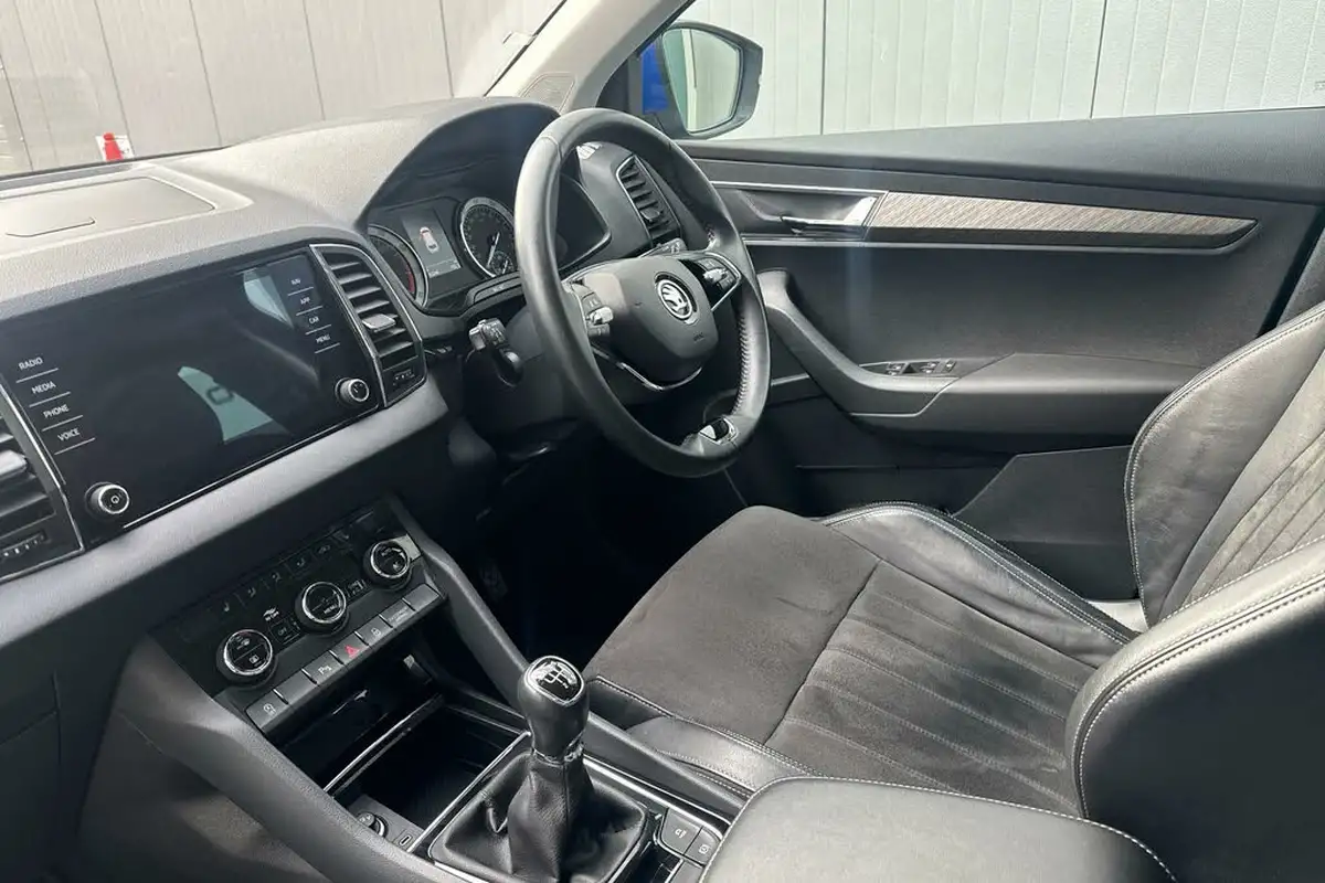 2021-skoda-karoq-15-tsi-se-l-ss-big-1