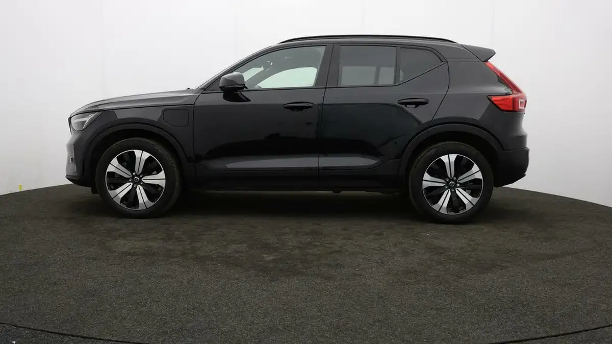2023-volvo-xc40-15-t5-ultimate-dark-big-68