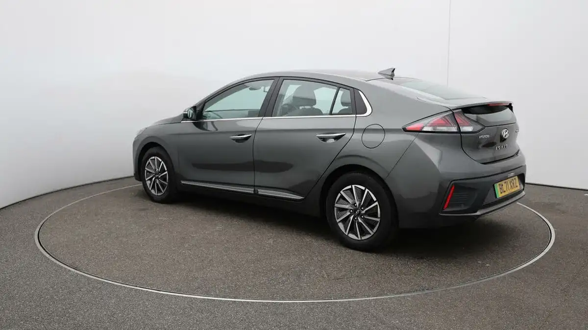 2022-hyundai-ioniq-e-premium-electric-big-56
