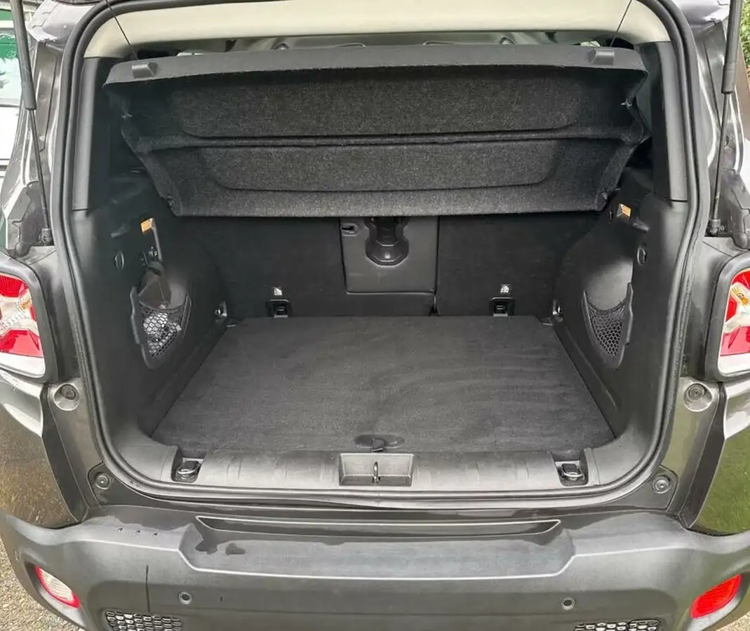2018-jeep-renegade-20multijet-ii-limited-auto-low-auto-big-5