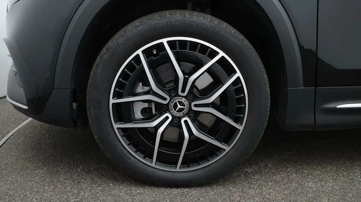 2023-mercedes-benz-eqb-e-350-amg-line-premium-big-18