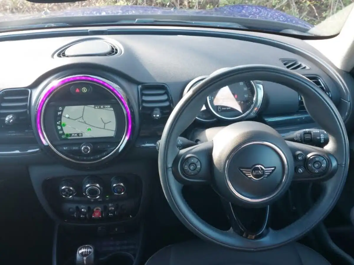 2018-mini-clubman-15-cooper-ss-big-6