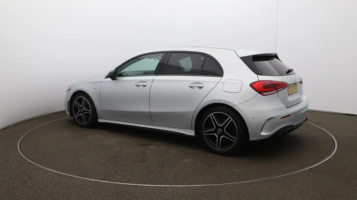 2022-mercedes-benz-a-class-13-a200-amg-line-premium-plus-edition-hatchback-5d-7g-dct-big-31
