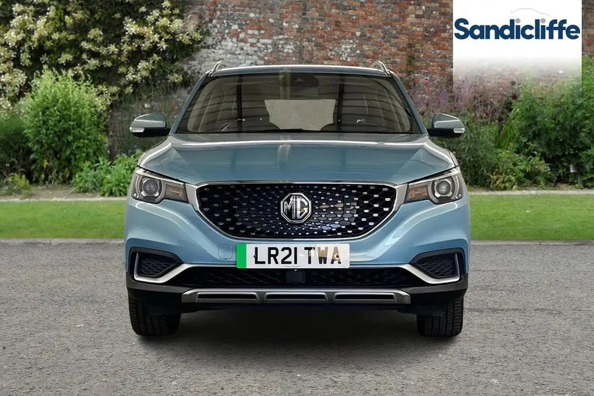2021-mg-zs-suv-e-exclusive-ev-big-1