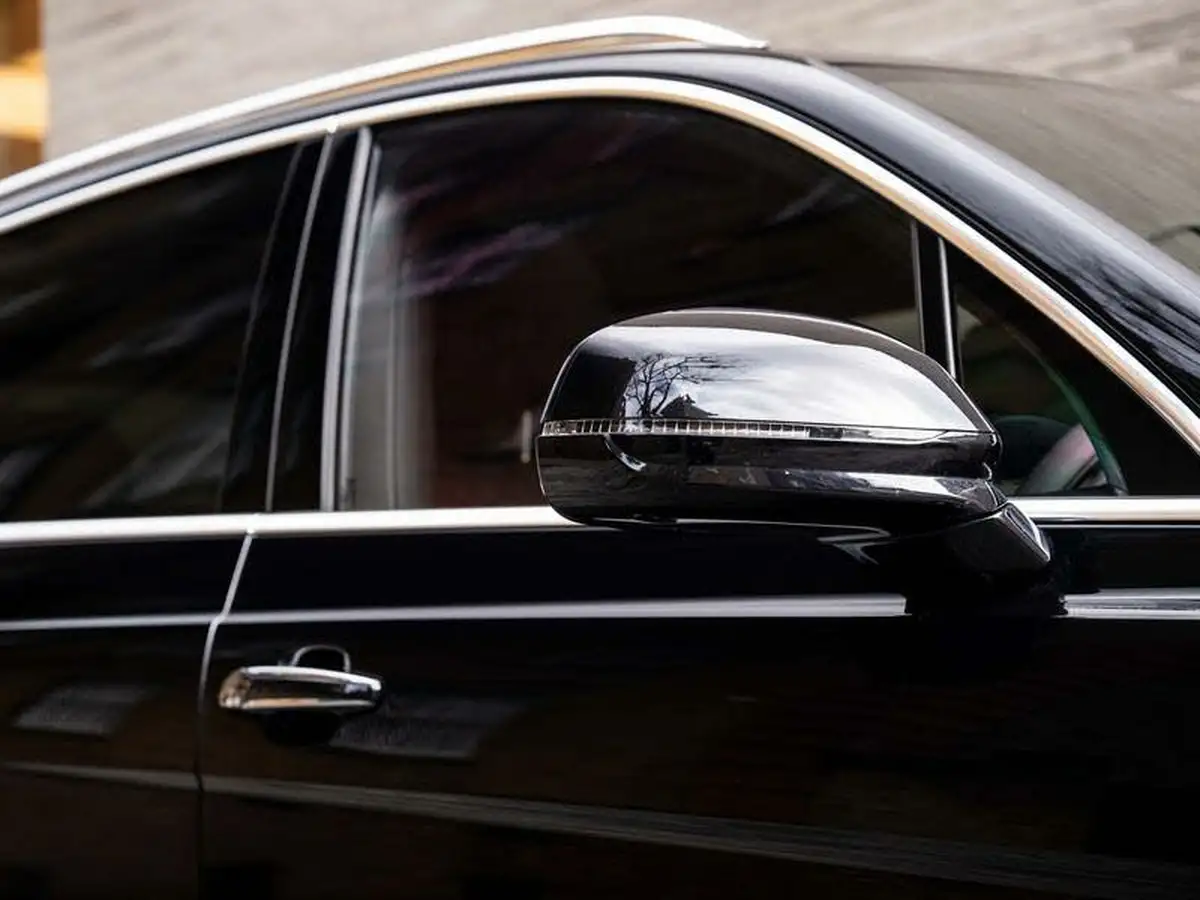 2022-bentley-bentayga-40-v8-big-45