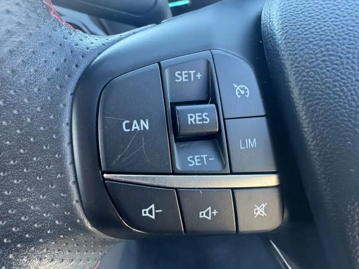 2019-ford-fiesta-10t-st-line-x-125ps-5d-big-41
