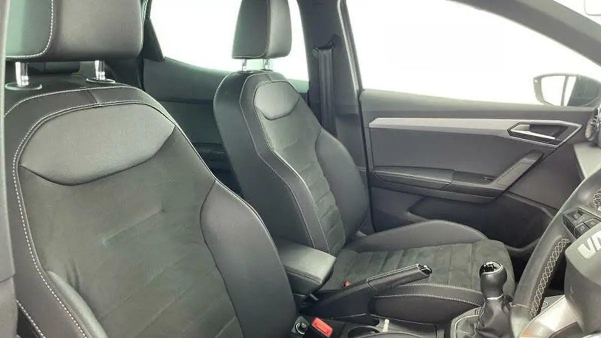 2022-seat-ibiza-10-tsi-xcellence-95ps-big-18