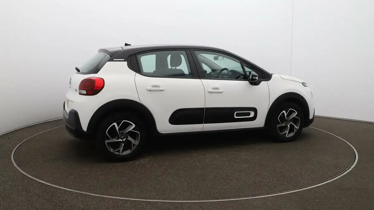 2021-citroen-c3-12-puretech-shine-83ps-big-42
