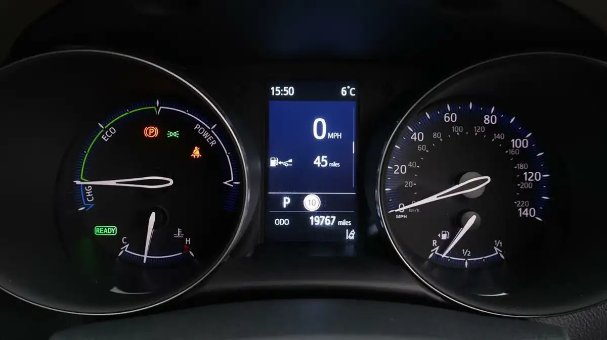2022-toyota-c-hr-20-vvt-i-excel-big-10
