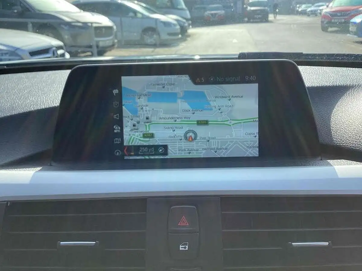 2018-bmw-3-series-15-318i-se-touring-5d-auto-big-2