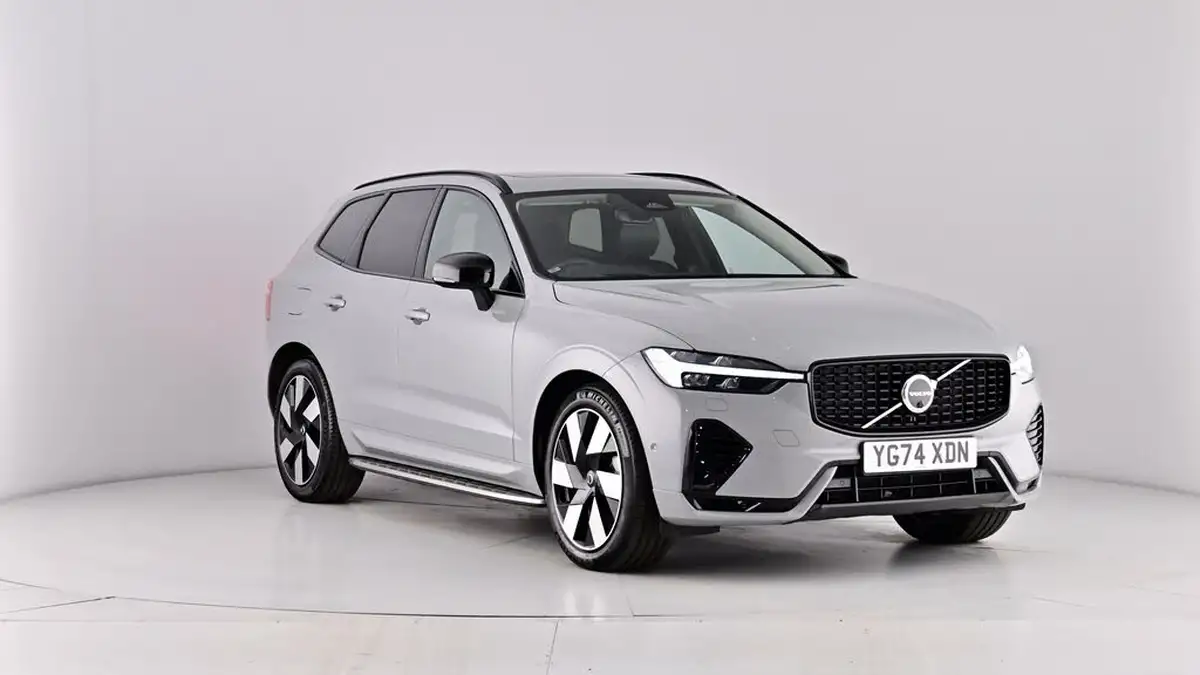 2024-volvo-xc60-20-t8-ultimate-dark-big-51