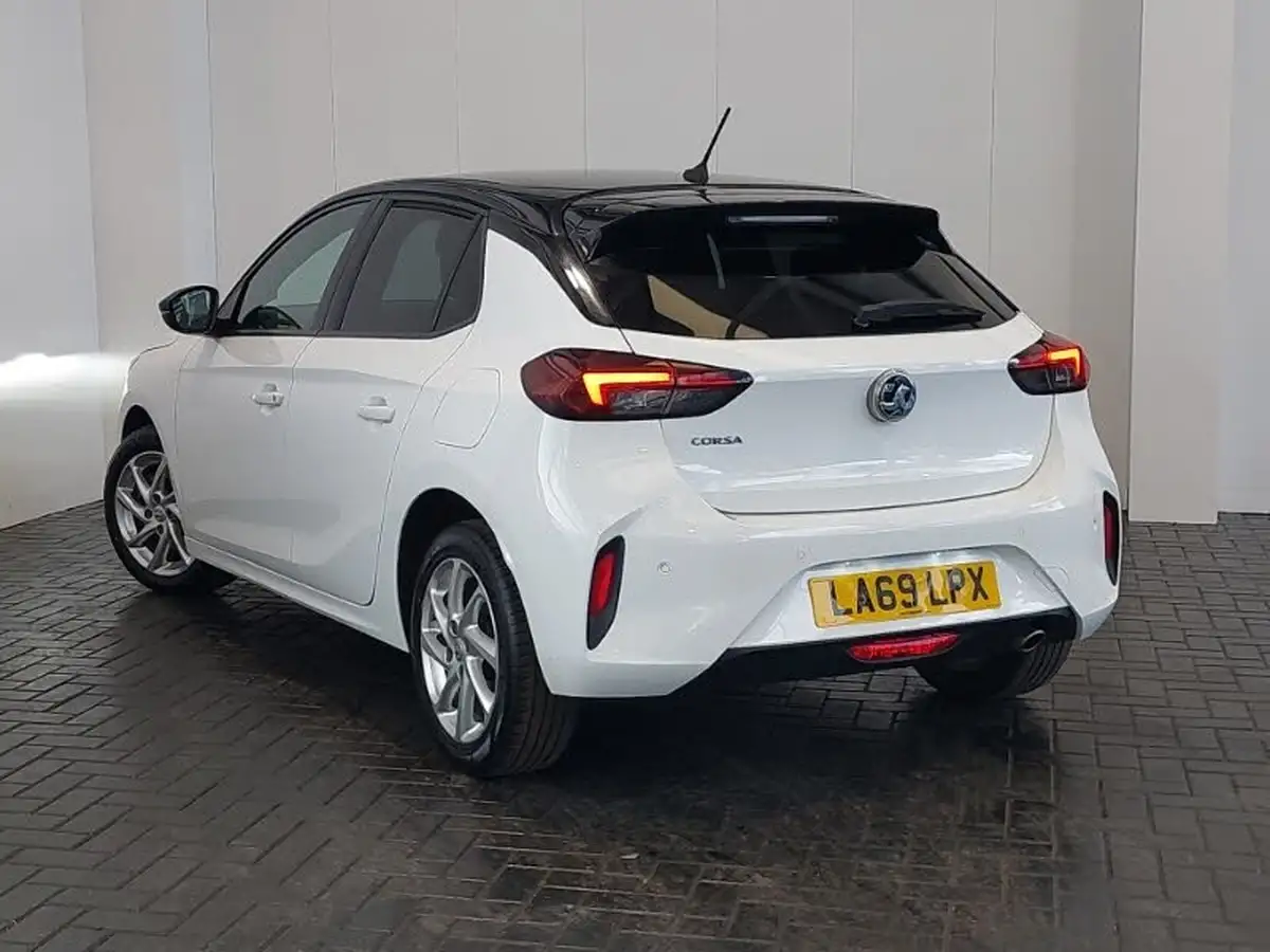 2019-vauxhall-corsa-12-turbo-sri-big-1