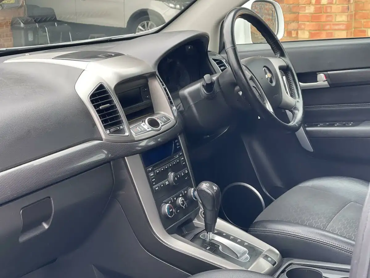 2013-chevrolet-captiva-22-vcdi-lt-auto-big-9