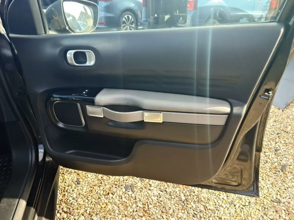 2018-citroen-c4-cactus-16bluehdi-flair-edition-big-35