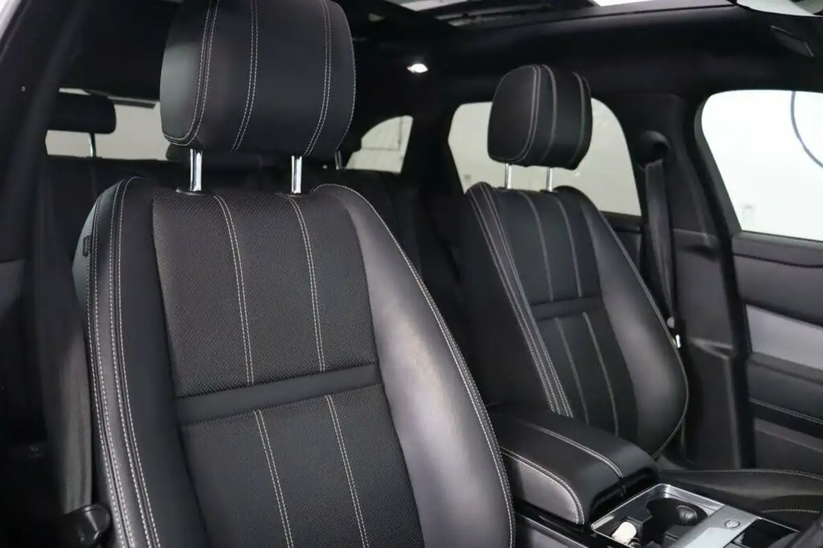 2021-land-rover-range-rover-velar-20-d200-velar-edition-big-29