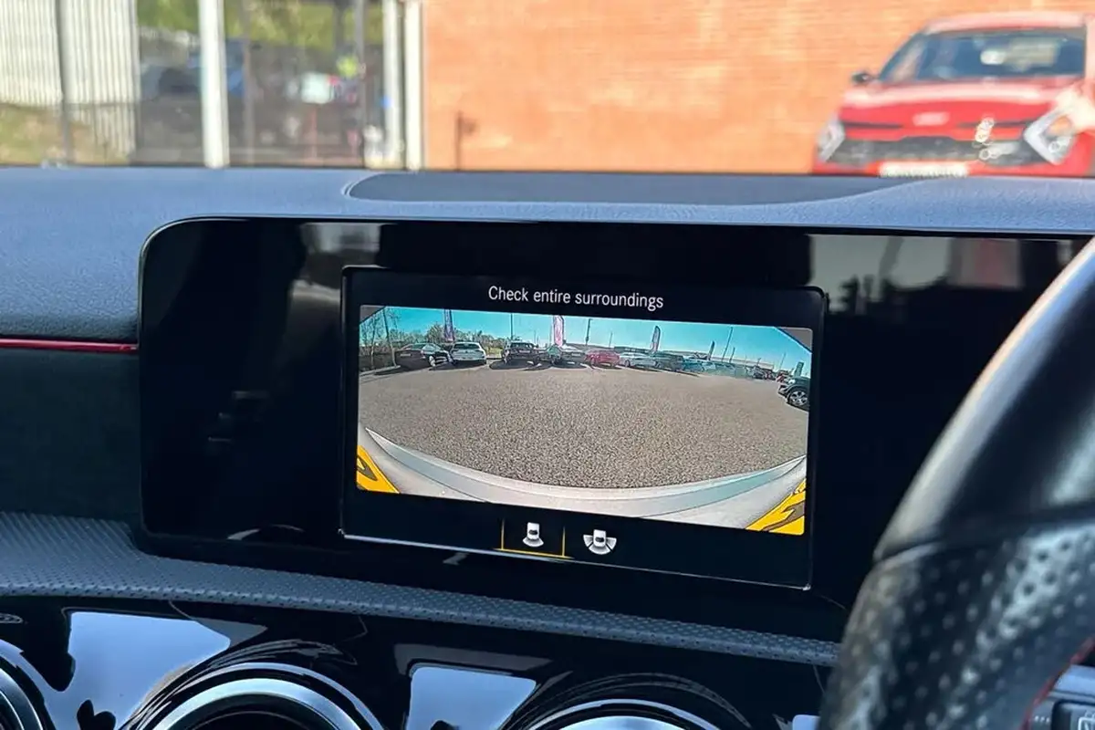 2019-mercedes-benz-a-class-13-a180-amg-line-hatchback-5d-big-38