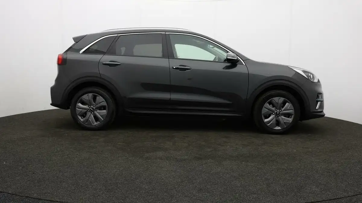 2022-kia-e-niro-ev-2-64-big-7