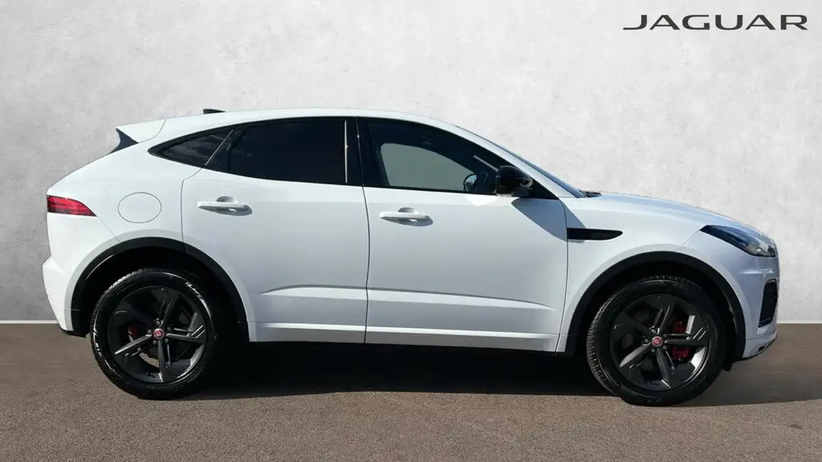 2021-jaguar-e-pace-20-d165-r-dynamic-black-big-4