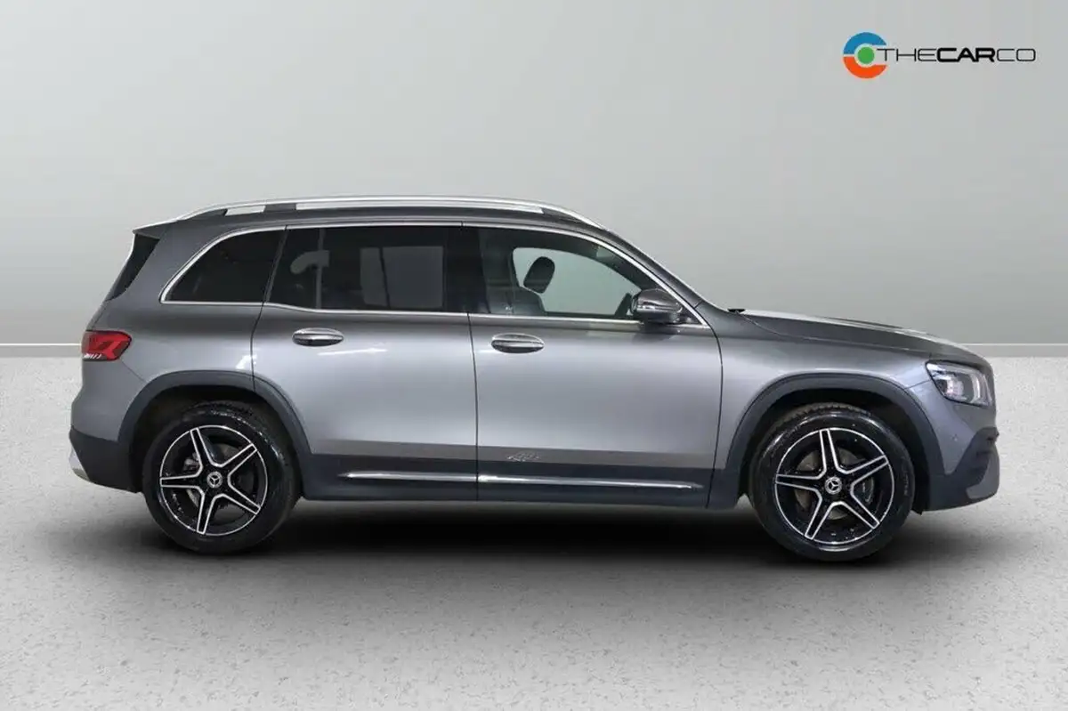 2023-mercedes-benz-glb-class-13-glb200-amg-line-executive-big-7