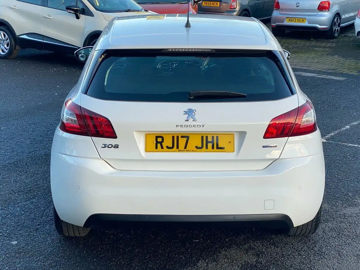 2017-peugeot-308-12-puretech-active-130bhp-eat6-big-12