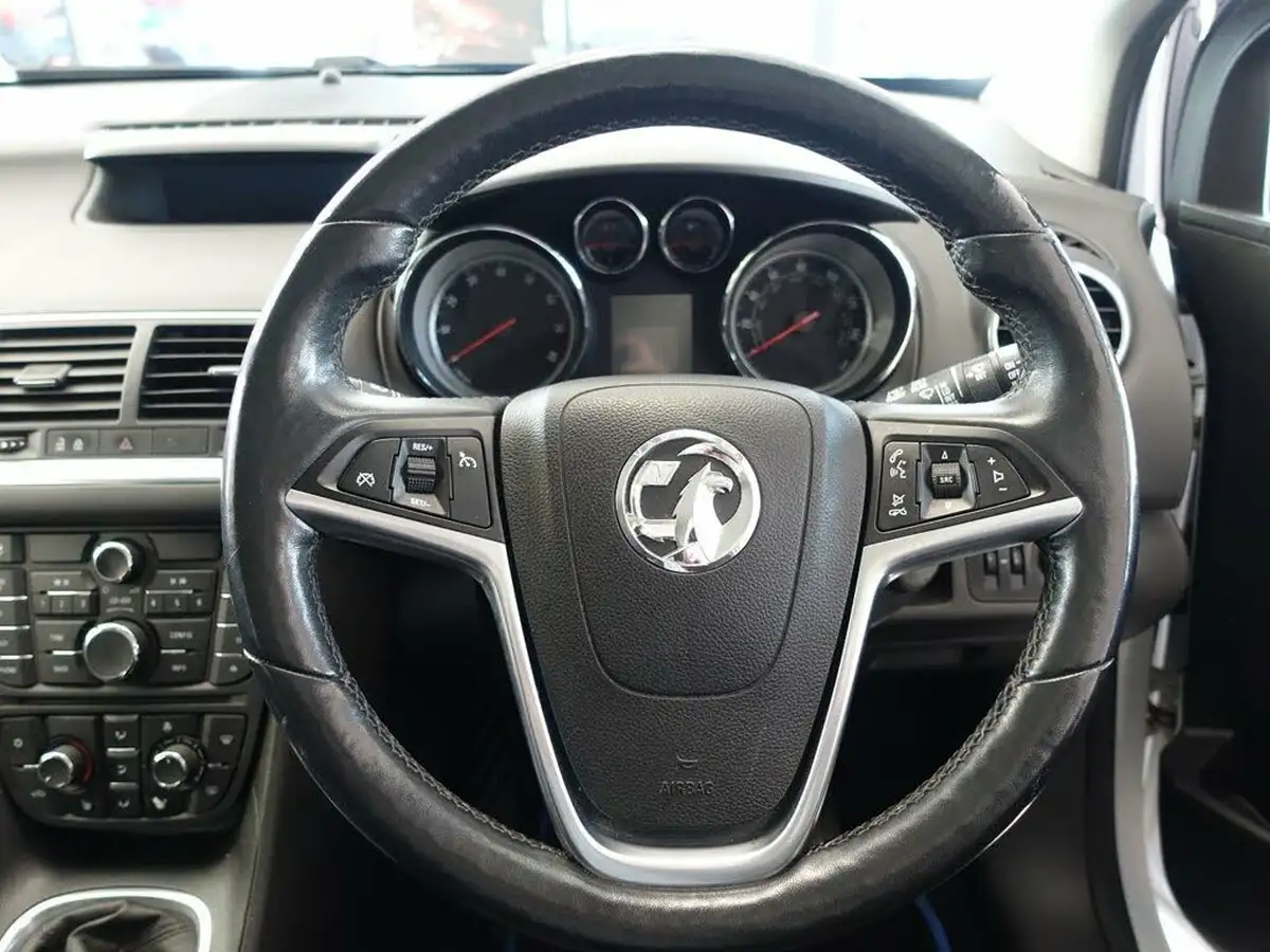 2015-vauxhall-meriva-14i-16v-tech-line-big-16