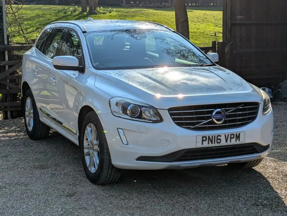 2016-volvo-xc60-24td-d5-se-lux-geartronic-big-43