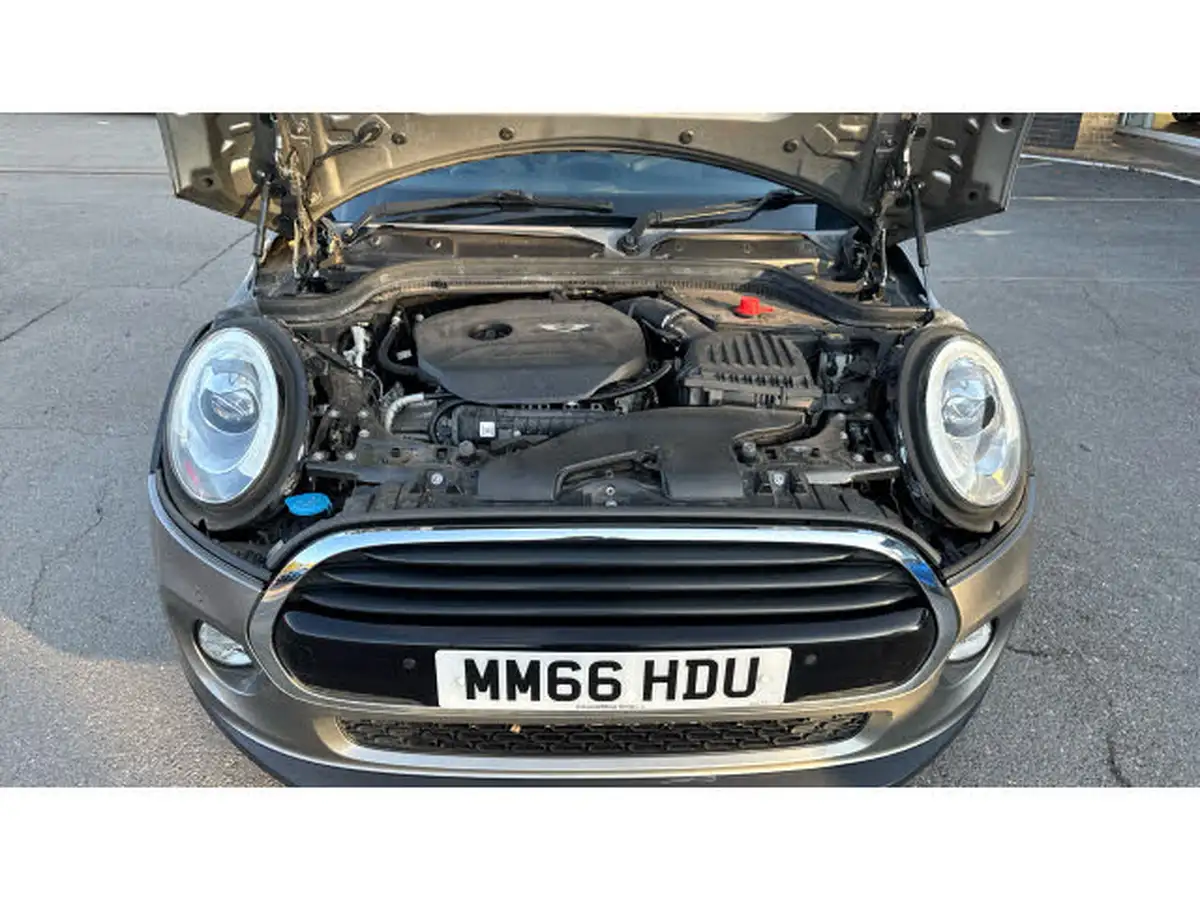 2017-mini-cooper-15-cooper-ss-hatchback-3d-auto-big-7