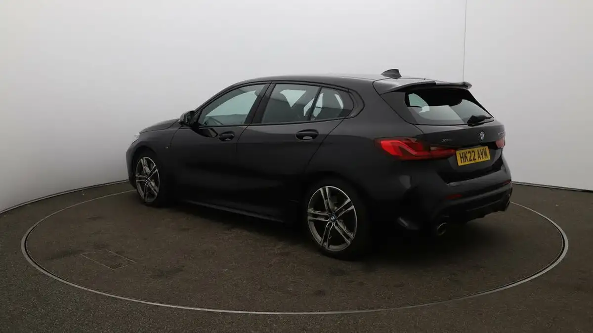 2022-bmw-1-series-20-m135i-xdrive-big-57