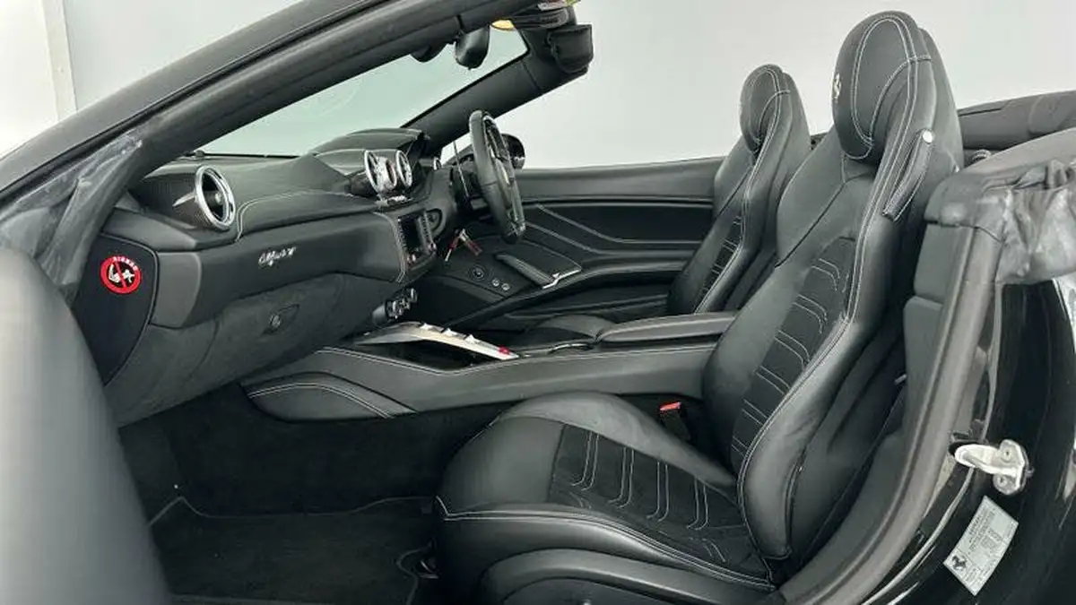 2015-ferrari-california-39-t-big-39