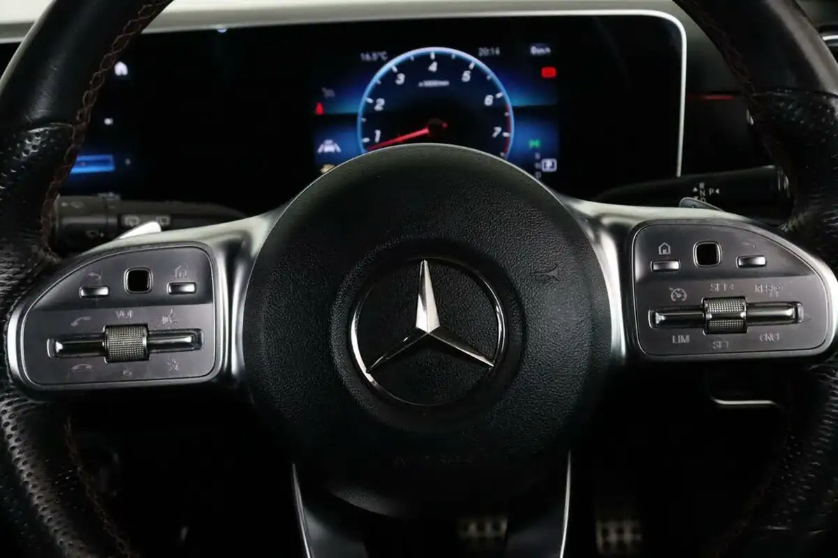 2019-mercedes-benz-a-class-13-a180-amg-line-executive-hatchback-5d-7g-dct-big-15
