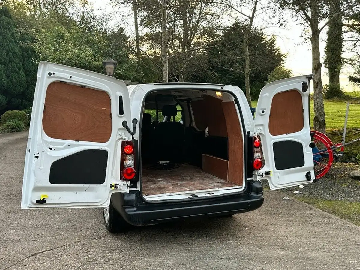 2018-citroen-berlingo-e-l2-550-lx-big-19