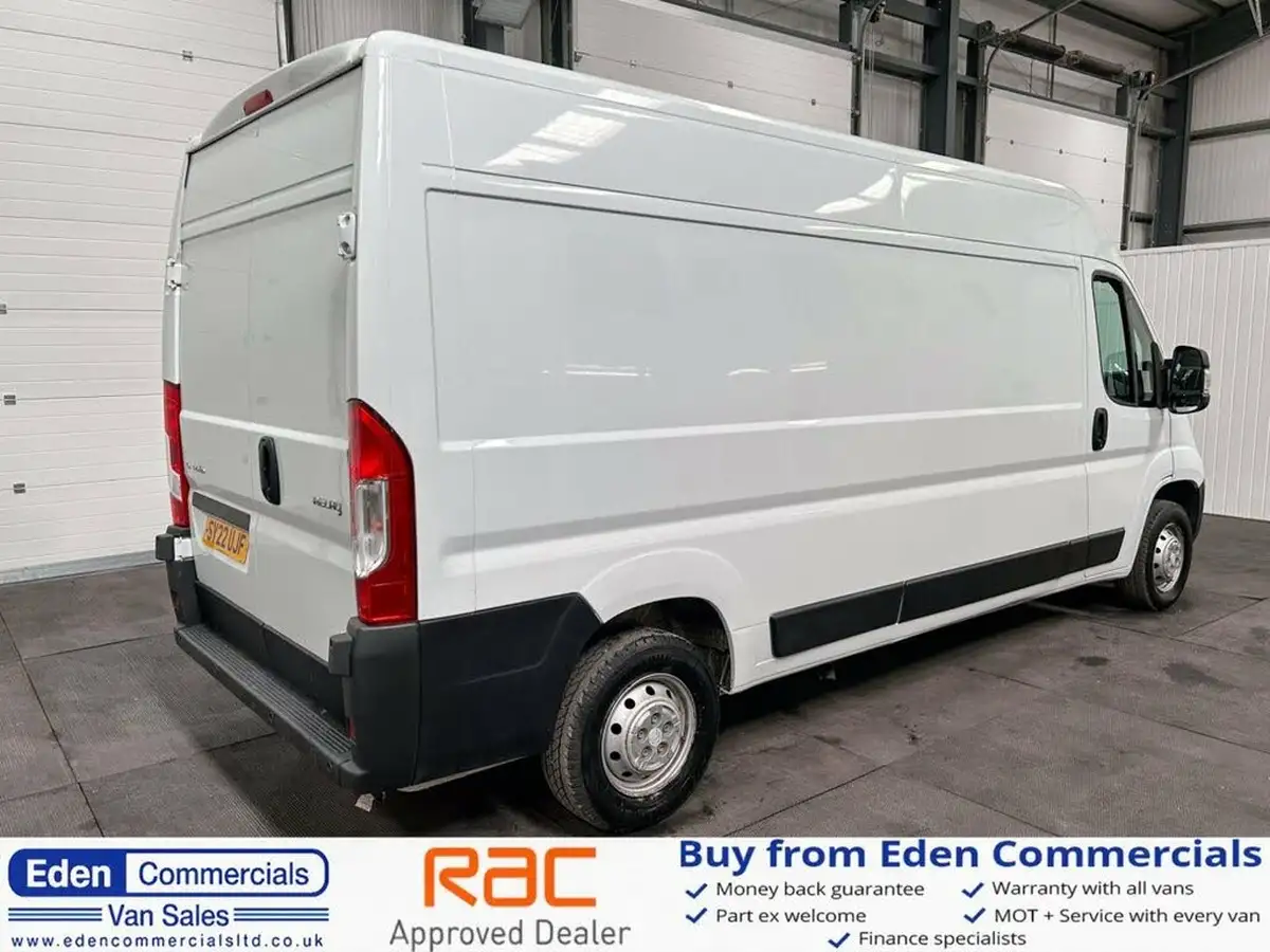 2022-citroen-relay-22bluehdi-35-l3h2-enterprise-panel-big-4