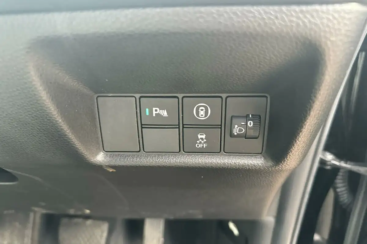 2023-honda-jazz-15-i-mmd-ex-107ps-big-19