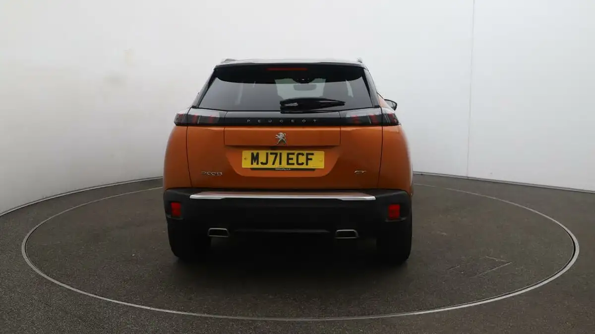 2021-peugeot-2008-suv-12-puretech-gt-big-52