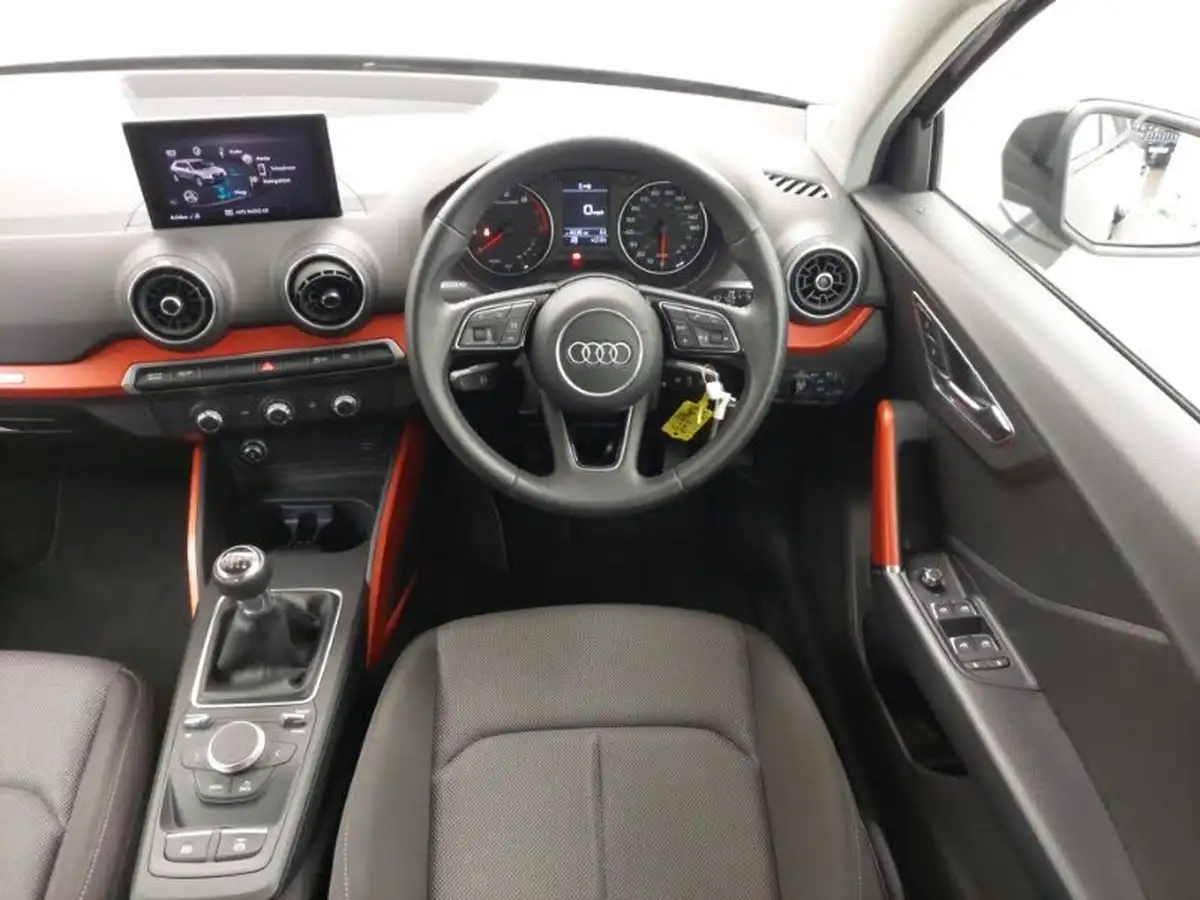 2018-audi-q2-10-30-tfsi-sport-big-6