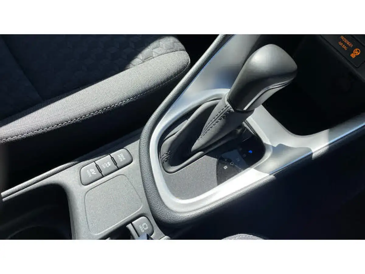 2023-toyota-yaris-15-vvt-i-design-big-23