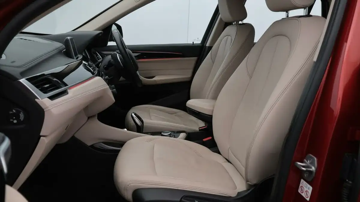 2022-bmw-x1-20-xdrive20i-xline-big-14