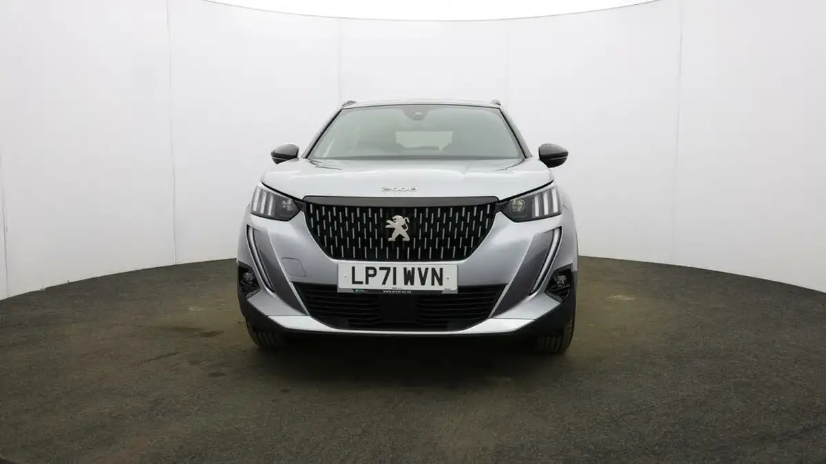 2022-peugeot-2008-suv-12-puretech-gt-big-33