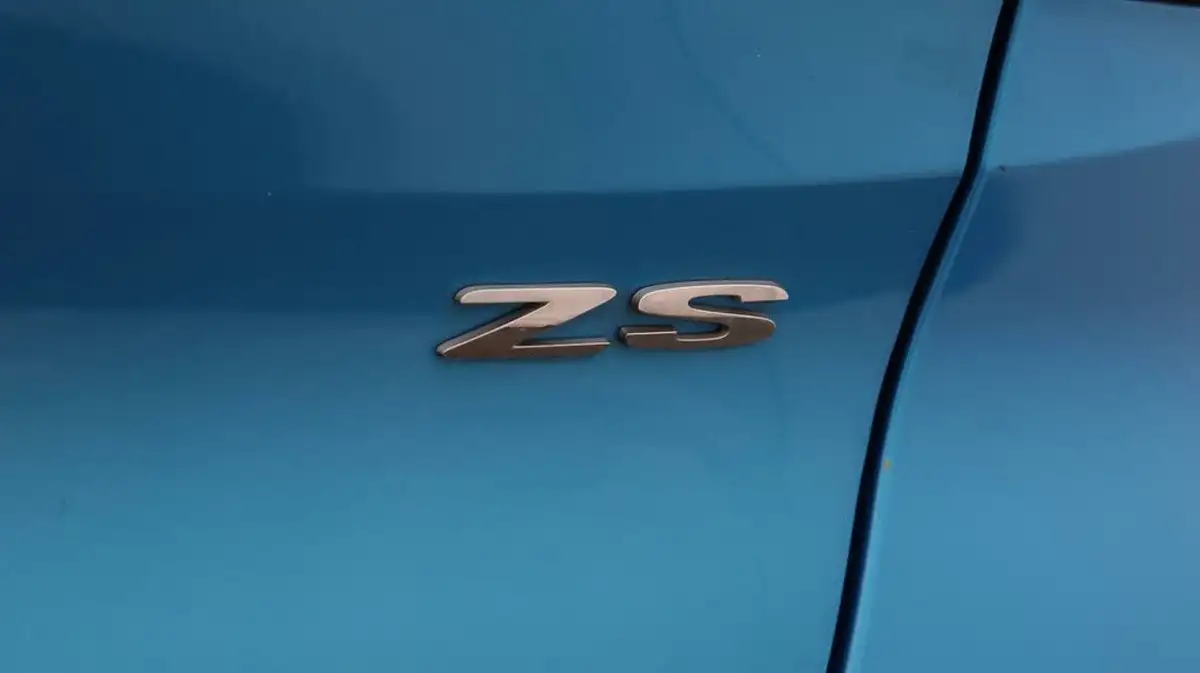 2022-mg-zs-suv-10t-gdi-exclusive-big-23