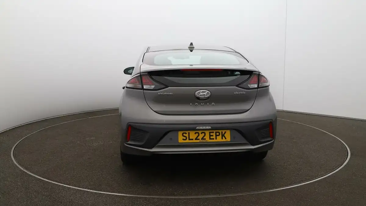 2022-hyundai-ioniq-e-premium-electric-big-6