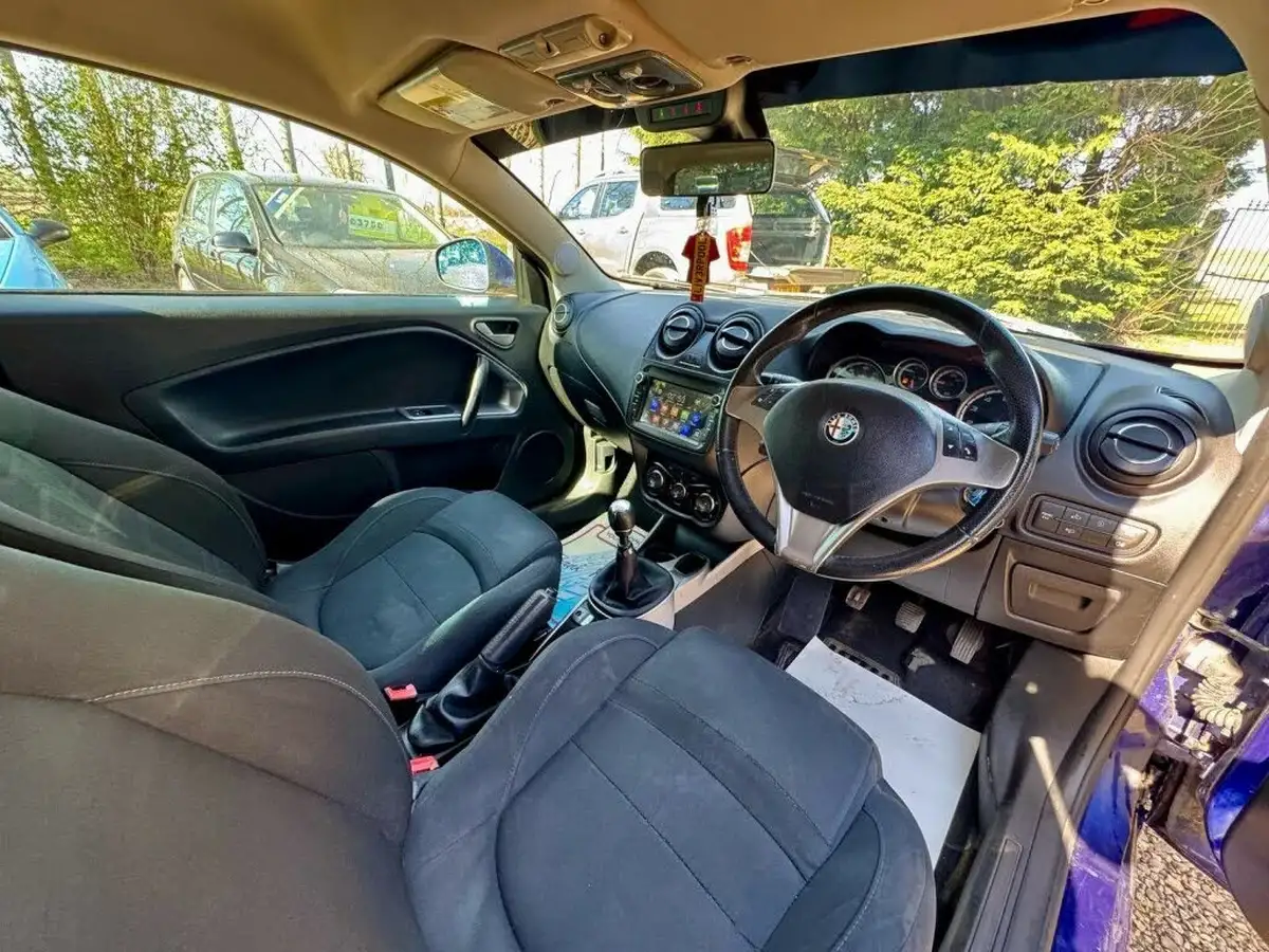 2011-alfa-romeo-mito-14-sprint-16v-78bhp-big-8