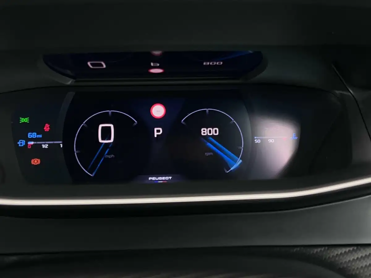 2023-peugeot-2008-suv-big-12
