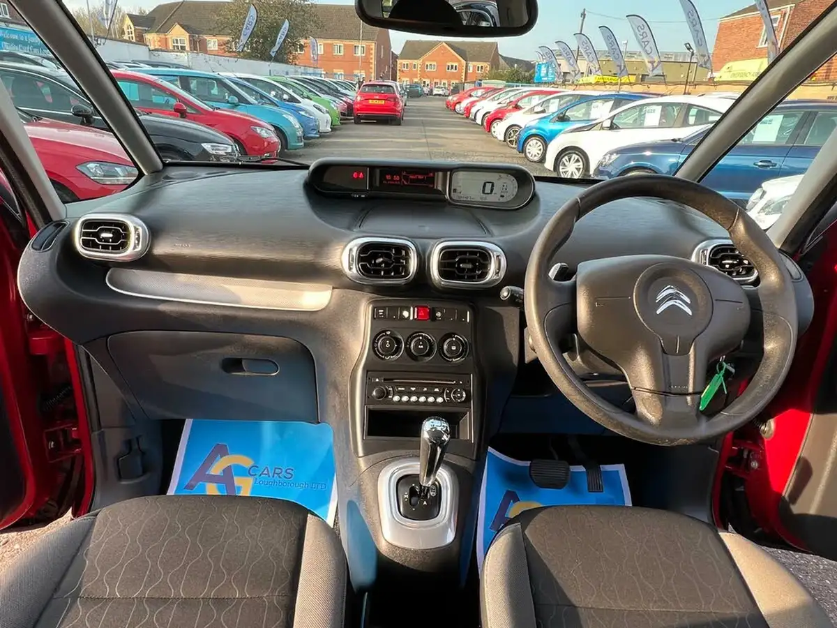 2013-citroen-c3-picasso-16-vtr-big-19