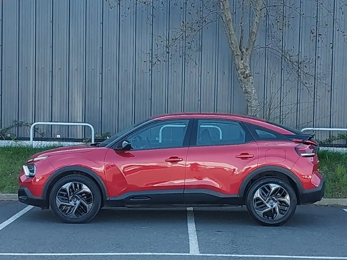 2022-citroen-c4-12-puretech-sense-plus-big-3
