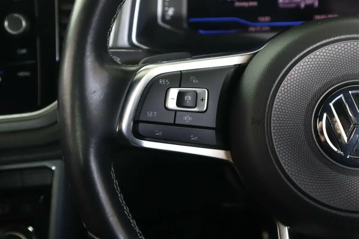 2020-volkswagen-t-roc-15-tsi-r-line-hatchback-5d-dsg-big-15
