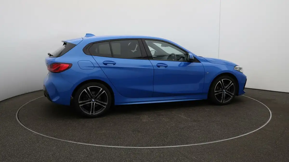 2024-bmw-1-series-15-118i-m-sport-lcp-dct-big-44