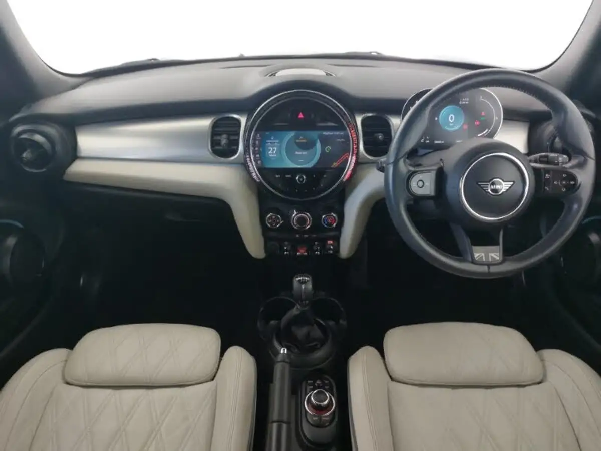 2021-mini-cooper-15-cooper-exclusive-hatchback-3d-big-2