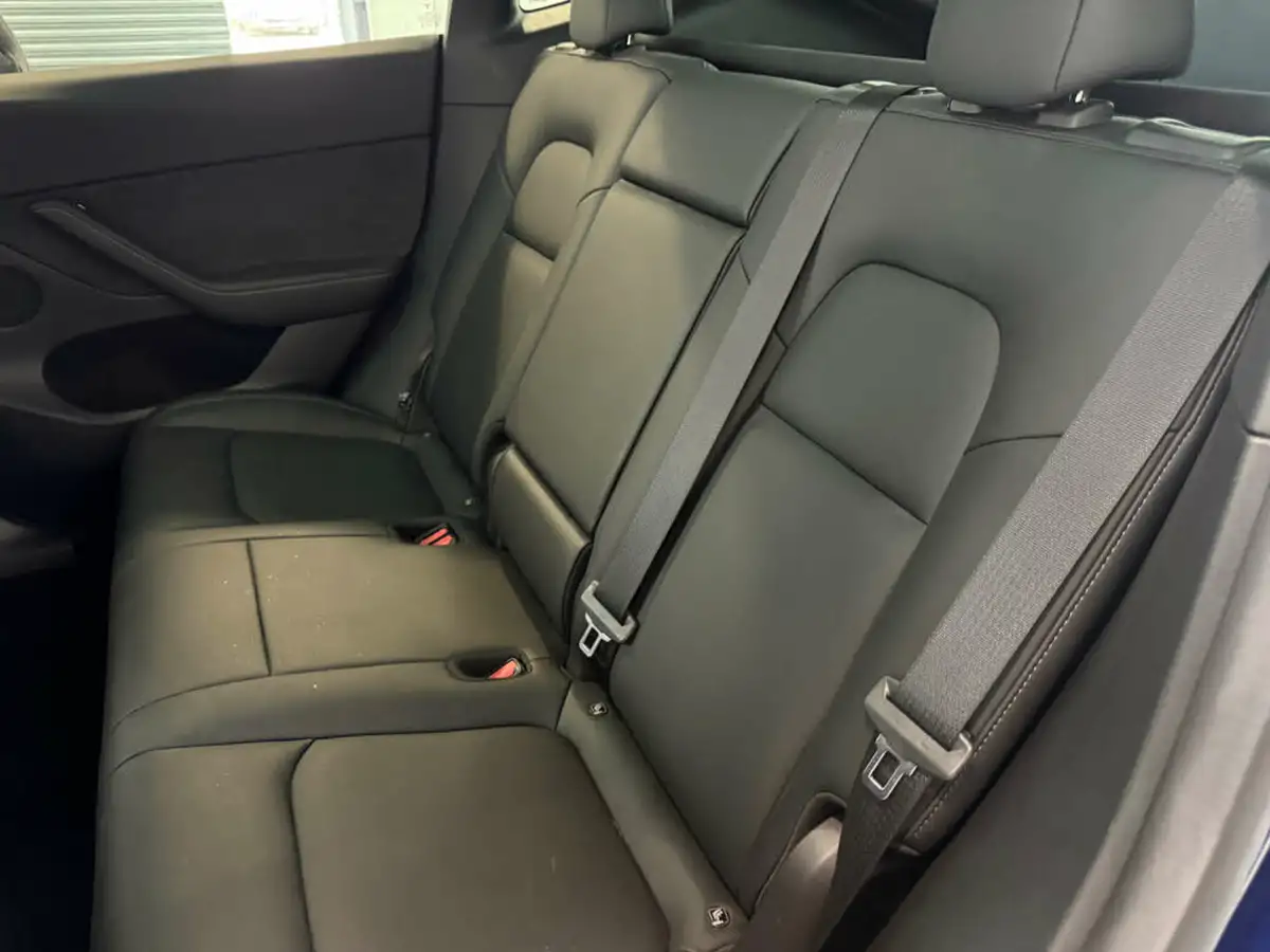 2023-tesla-model-y-e-rwd-big-19